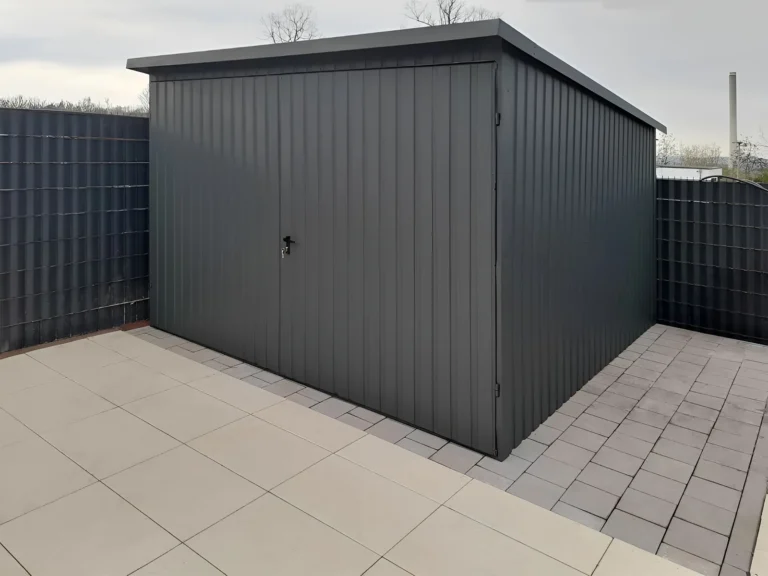 alt="Garaże blaszane 3x3m blaszaki garaż blaszany blaszak"
