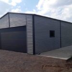 Garaz-blaszak-6-00×8-50-brama-segmentowa-Material-wykonania-metal