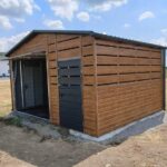 Garaz-blaszany-3×4-z-wiatka-2×4-Marka-LiderStal