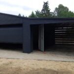 Garaz-blaszany-6×5-8-brama-segmentowa-Wiata-Sposob-otwierania-bramy-brama-podnoszona