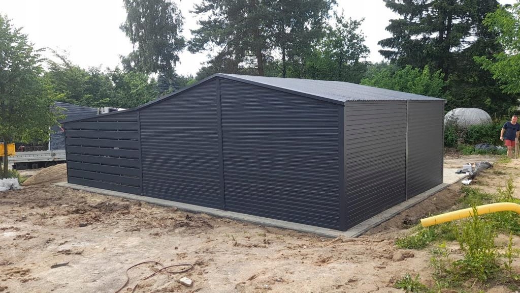 Garaz-blaszany-6×5-8-brama-segmentowa-Wiata-Wysokosc-calkowita-z-przodu-3-m