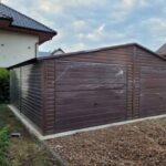 Garaz-blaszany-w-kolorze-drewnopodobnym-Dlugosc-6-m
