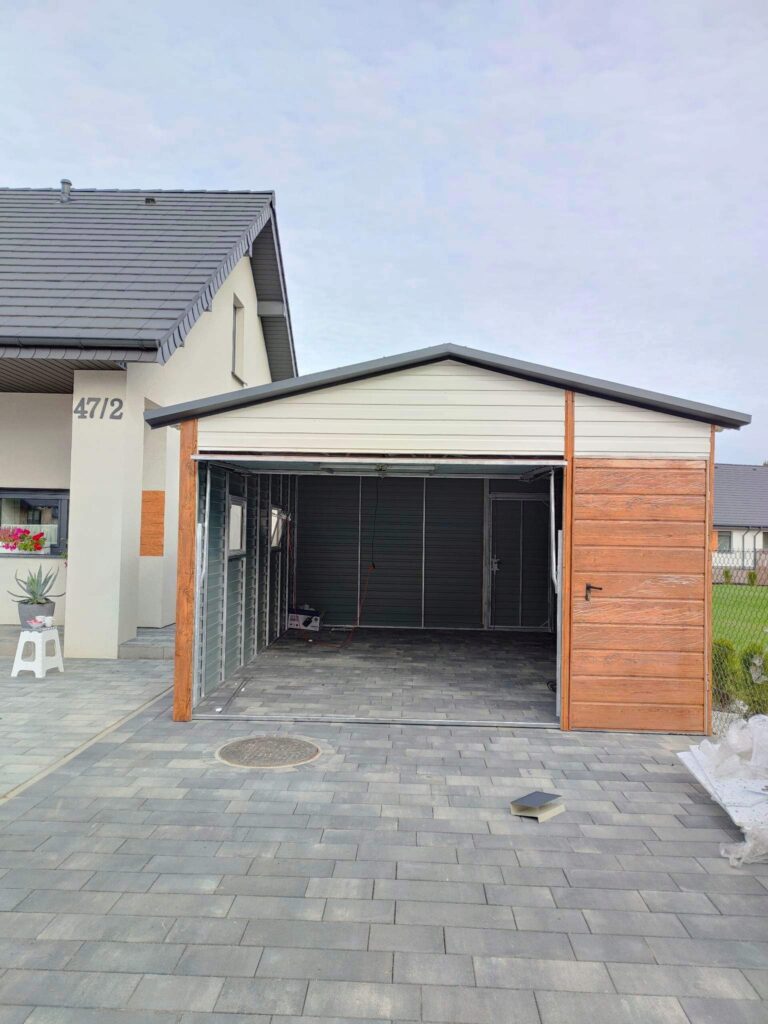 Garaze-blaszane-blaszaki-4×6-drewnopodobny-profil-Kod-producenta-4×6-P6