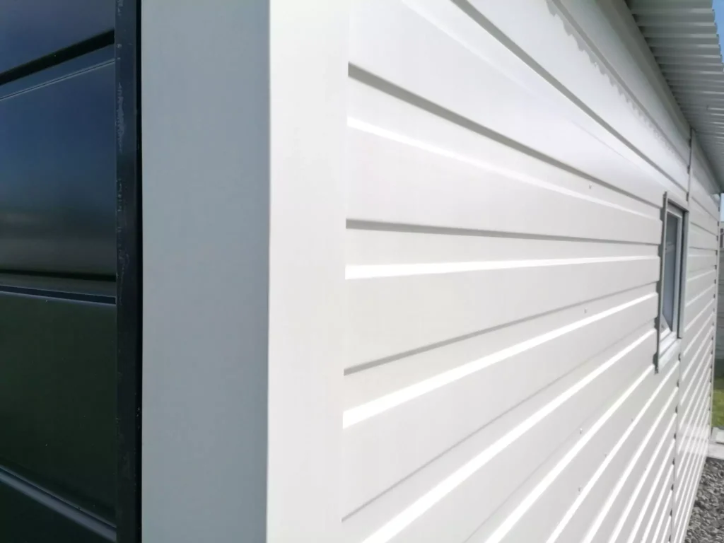 garaze-blaszane-blaszak-6-x-5-bialy-grafit-wysokosc-calkowita-z-przodu-2-8-m-6733689b7dffd