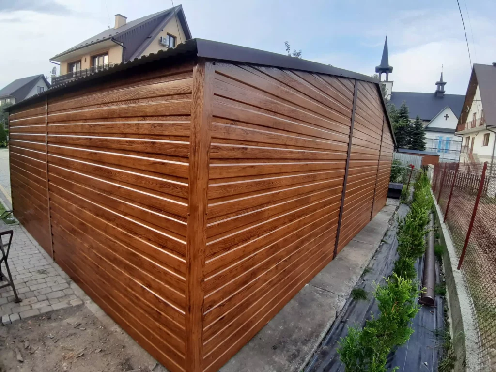 garaze-blaszane-blaszak-9x5drewnopodobne-zloty-dab-spad-dachu-dach-dwuspadowy-67335e9d5bbe8