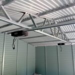 Garaz-blaszany-6×6-drewnopodobny-Zloty-Dab-grafit-Garaze-Blaszane-Blaszaki-Material-wykonania-metal